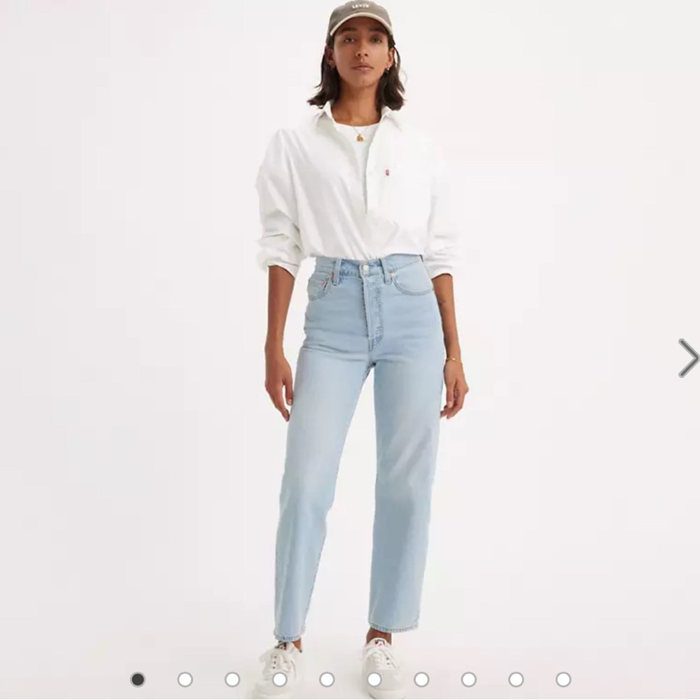 Levi's Light Wash Ribcage Straight Ankle Jeans